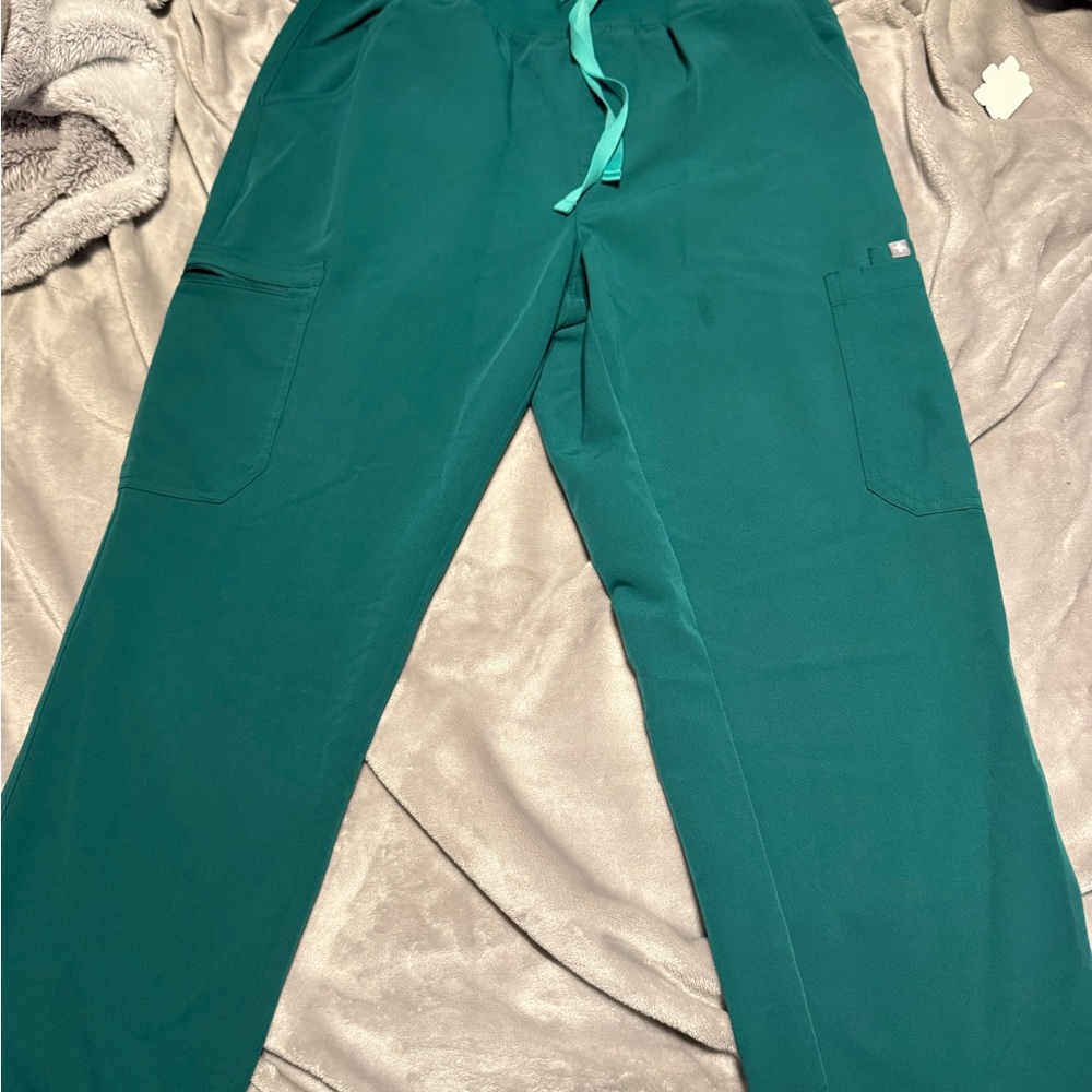 Figs hunter Green Scrub Pants